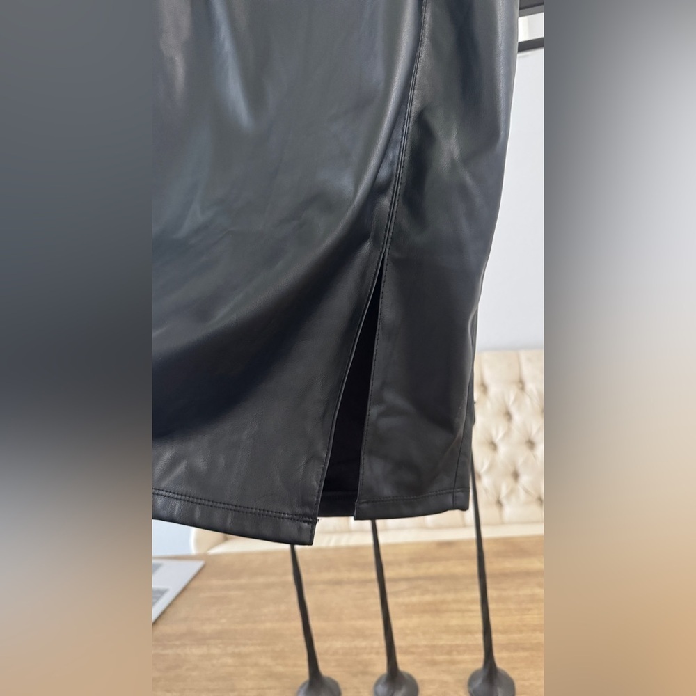Liverpool Los Angeles Faux Leather Pencil Skirt size 6 - Picture 4 of 5